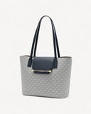 شنطة توت مونوغرام شعار ساغا لون كحلي - 1