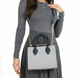 شنطة كتف بنقشة مونوغرام لون كحلي - 6