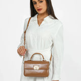 شنطة كتف جلد ناعم بحامل قابل للإزالة لون بني - 6