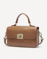 شنطة كتف جلد ناعم بحامل قابل للإزالة لون بني - 1