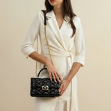 شنطة كتف قفل مغناطيسي بحزام لون اسود - 8