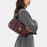 شنطة كتف جلد طبيعي بحزام قابل للتعديل لون عنابي - 7