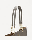 شنطة توت جلد نقشة تمساح بمقابض طويلة لون رمادي - 3