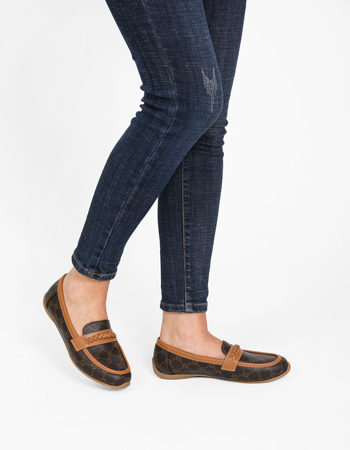 حذاء فلات سهل الإرتداء لون بني - 8