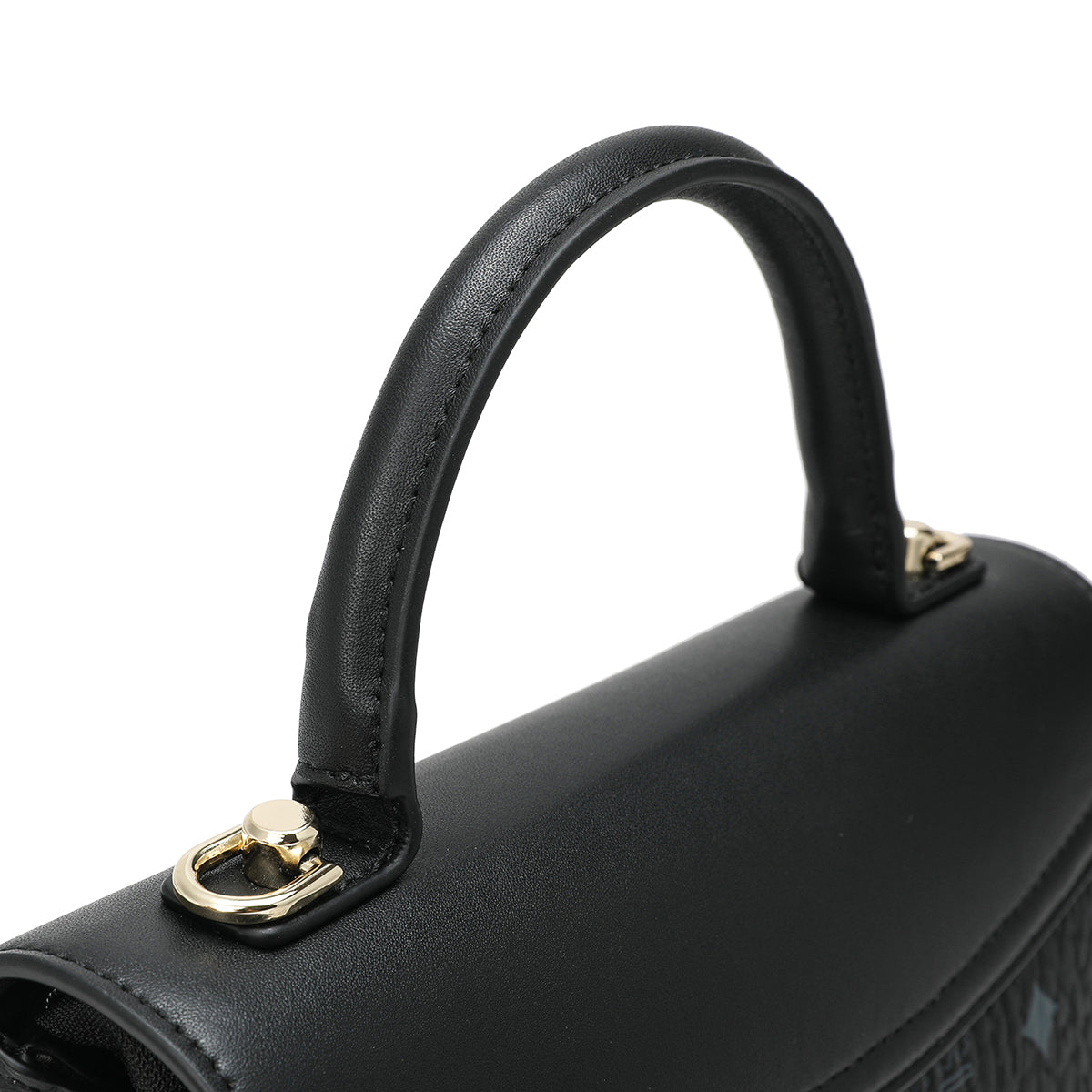 A practical luxury leather handbag with a modern design, 26 cm wide, in several colors