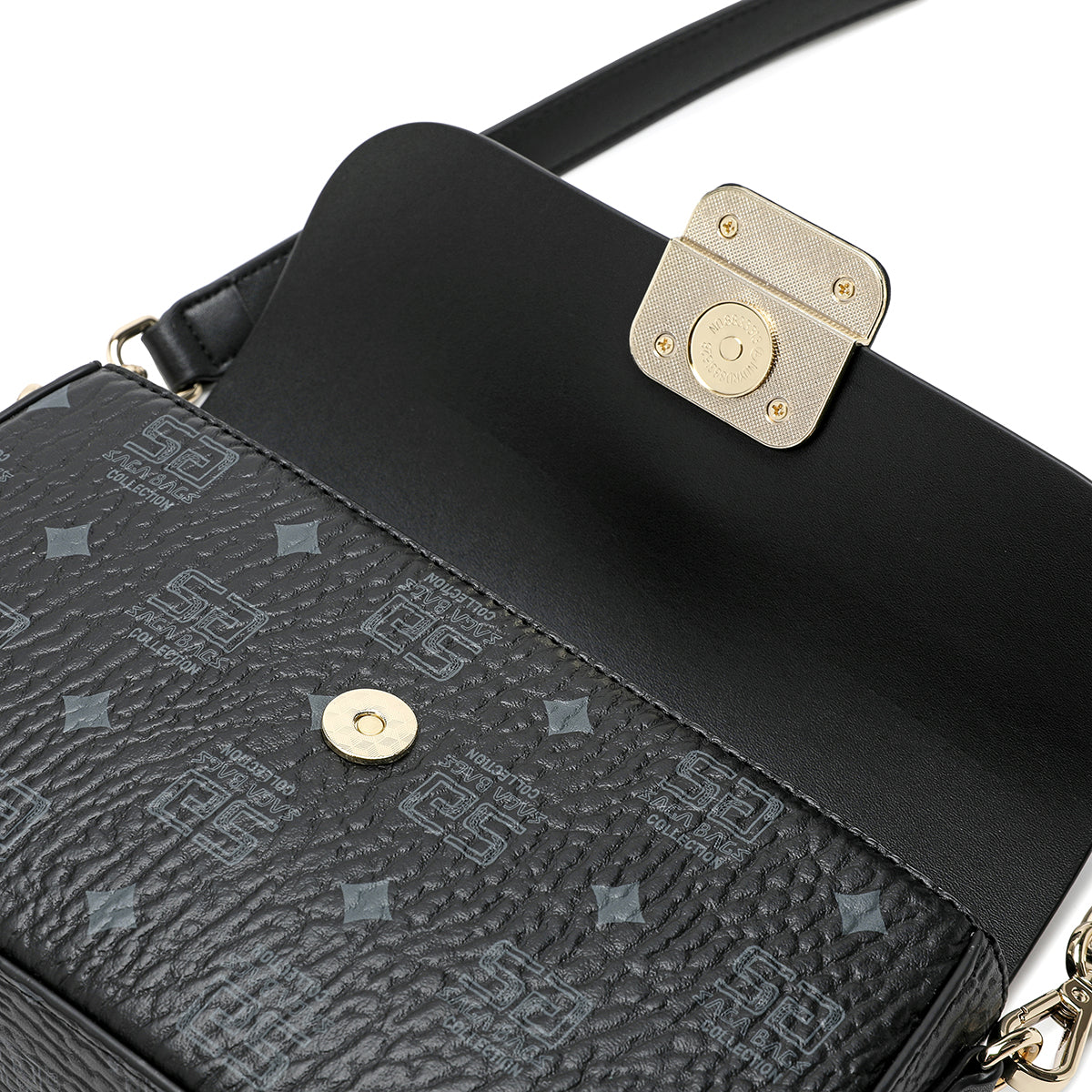 A distinctive and practical bag in luxurious leather with a distinctive chain, black color, 24.5 cm wide