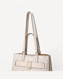 شنطة توت بحزام قابل للتعديل لون بيج - 3