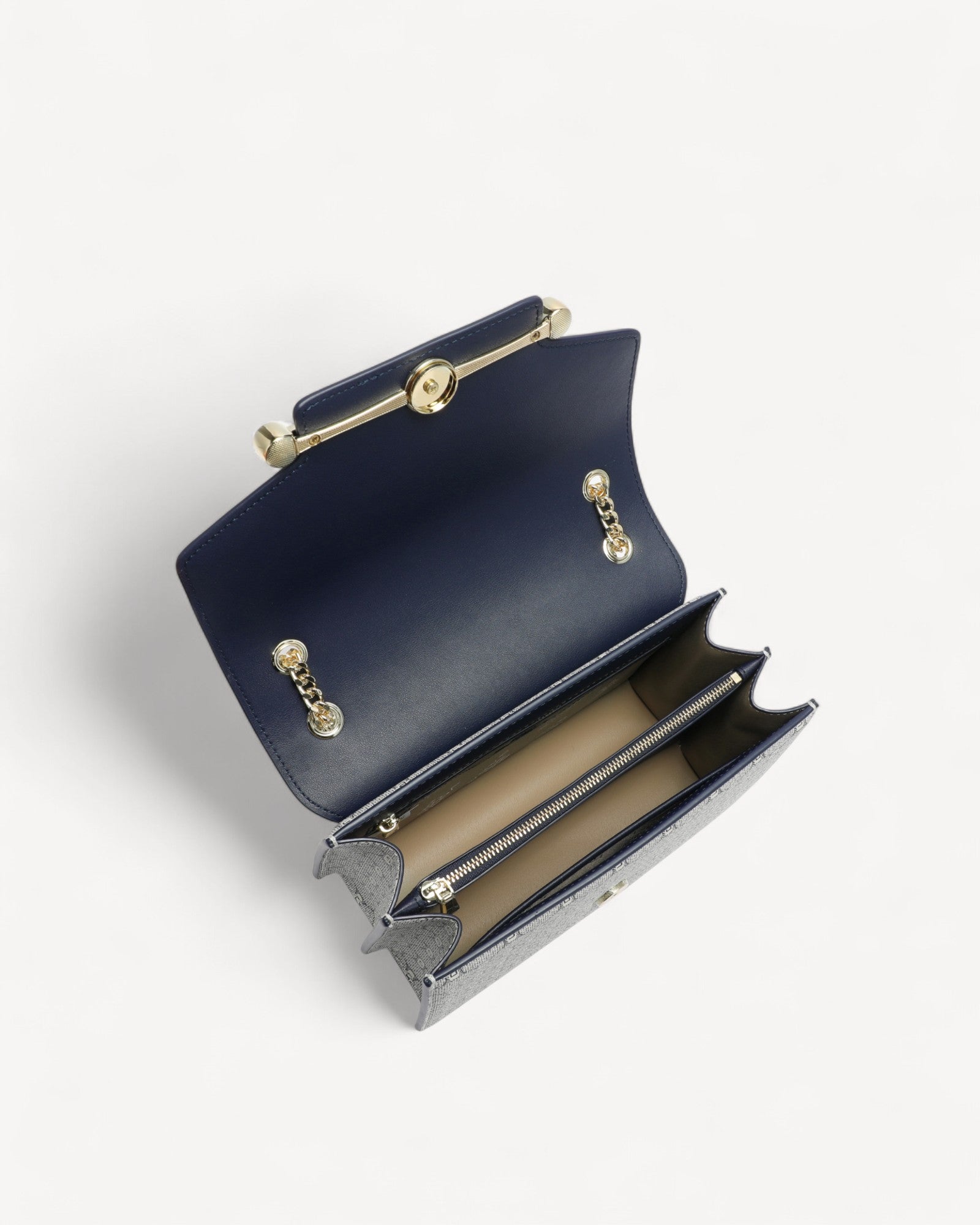 شنطة كتف وحزام كتف بسلسلة لون كحلي - 4