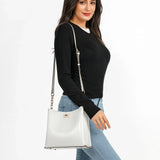 شنطة كتف جلد ناعم بحزام يد وكتف قابل للتعديل لون ابيض - 10