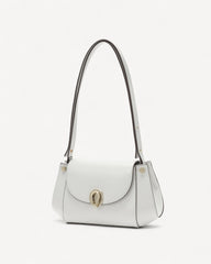 Practical handbag and shoulder bag - elegant design in a luxurious creamy white color with gold accessories