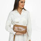 شنطة كروس بدي جلد طبيعي بحامل لون بني - 8