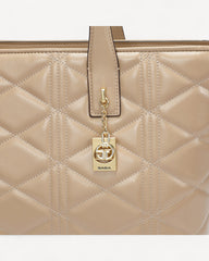 A spacious handbag and shoulder bag in elegant beige - soft color and elegant design