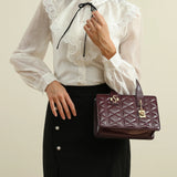 شنطة كتف جلد بحزام قابل للإزالة لون عنابي - 8