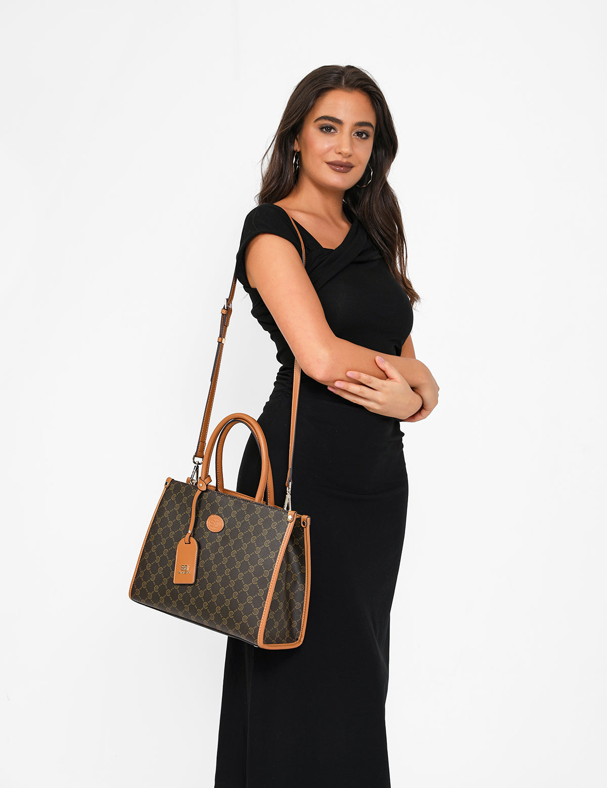 شنطة كتف بحزام قابل للفصل لون بني غامق - 11