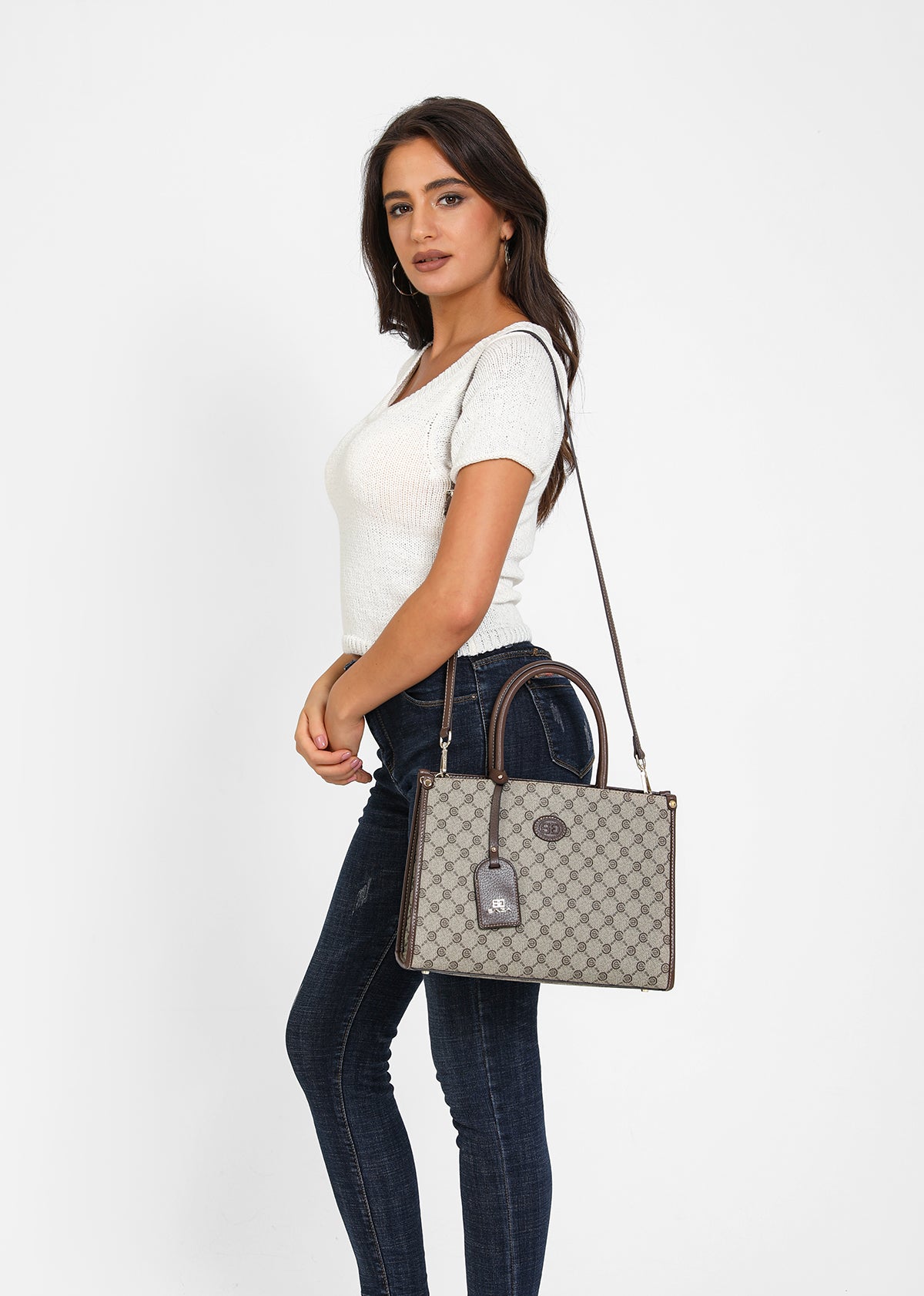 شنطة كتف بحزام قابل للفصل لون بني فاتح - 10