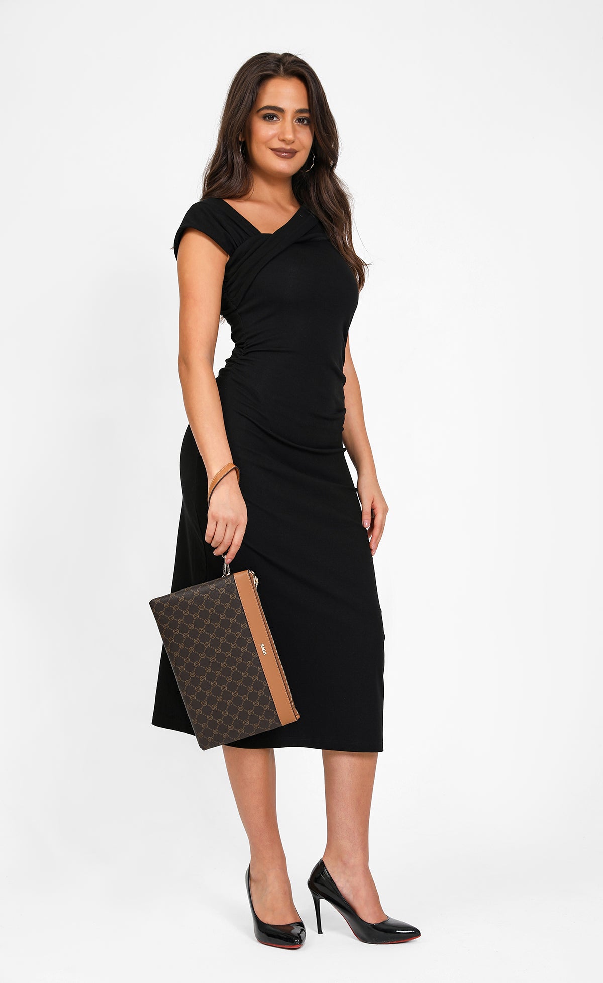 شنطة كلتش خفيفة الوزن لون بني - 8