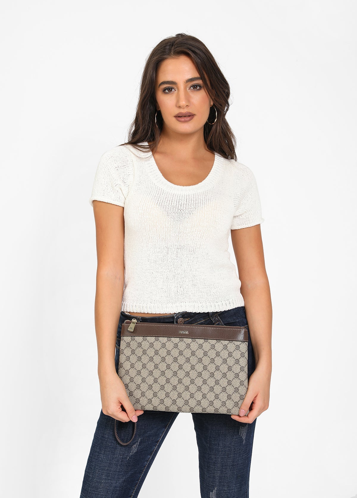 شنطة كلتش خفيفة الوزن لون بيج - 9