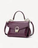 شنطة صغيرة كروس بدي بحزام لون عنابي - 1