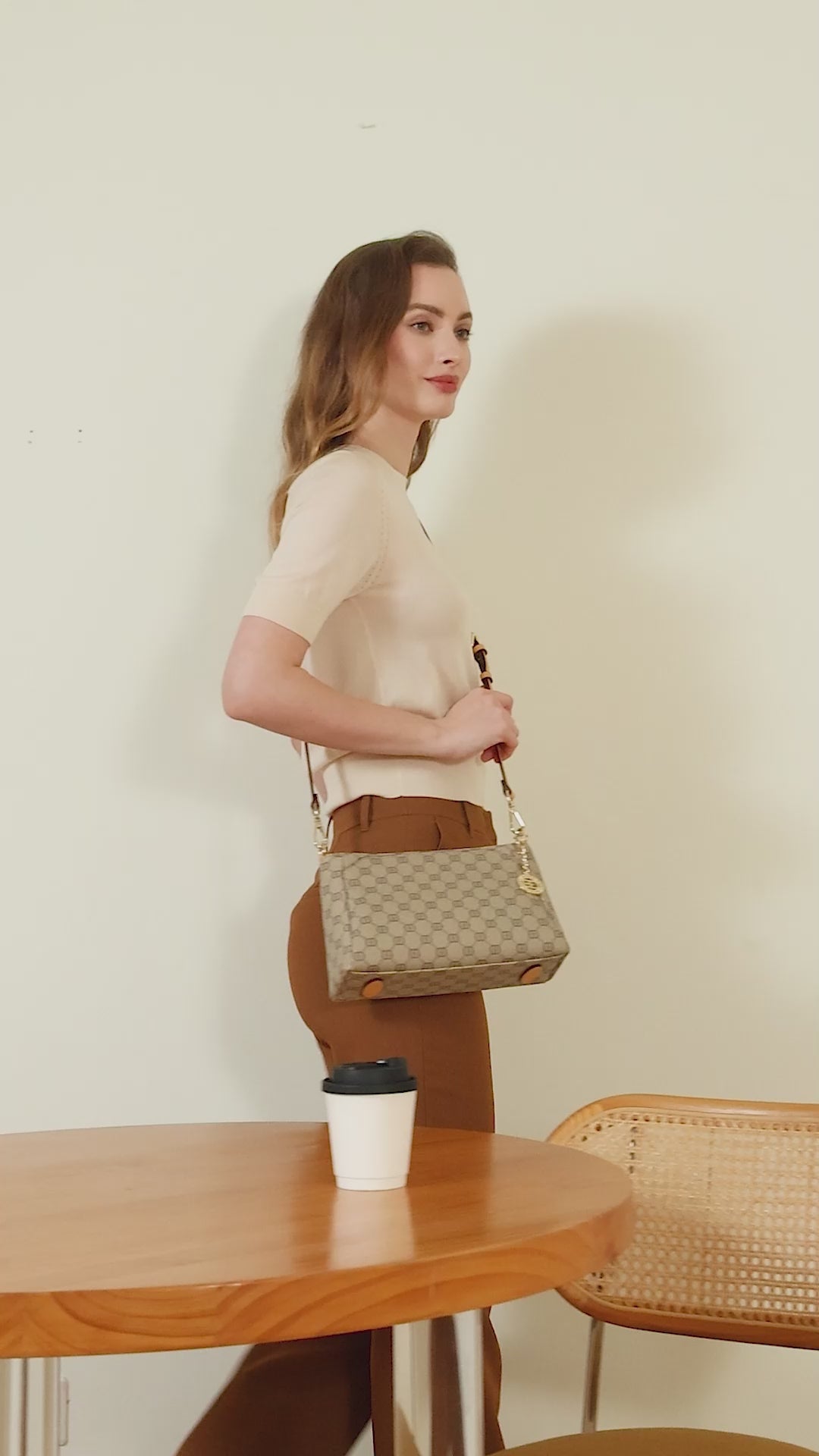 Small shoulder bag, genuine leather, black color 