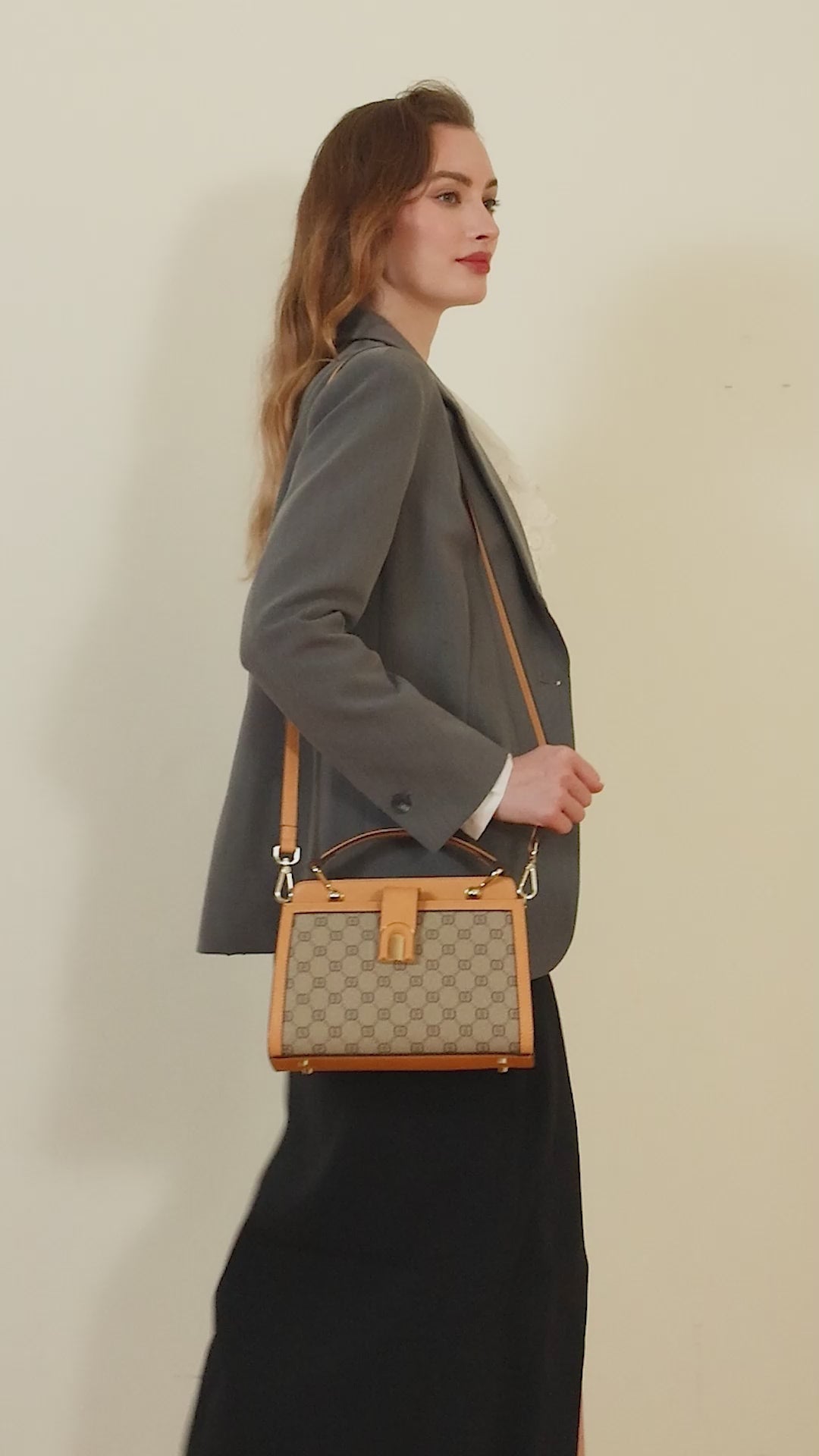 Small shoulder bag, genuine leather, black color 